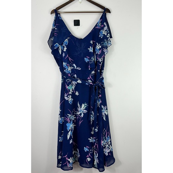 Lane Bryant Dress 18 Navy Floral Ruffle Flutter Sleeve Belted Romantic‎ Resort - Picture 1 of 5